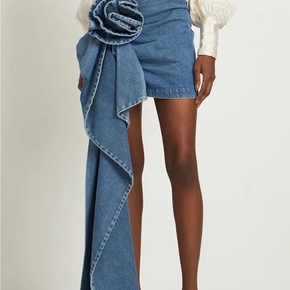 HIGH WAIST ROSE DRAPE DETAIL MINI SKIRT - Picture 3 of 7